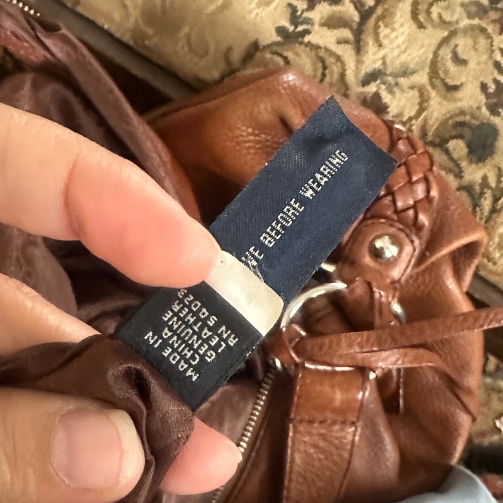 Banana Republic Leather hobo slouchy Shoulder Bag in Brown - Picture 12 of 14
